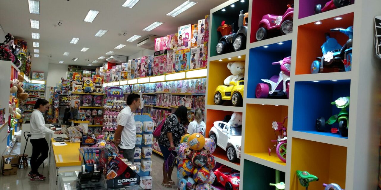 Como Usar Cores e Temas para Destacar Sua Marca na Vitrine