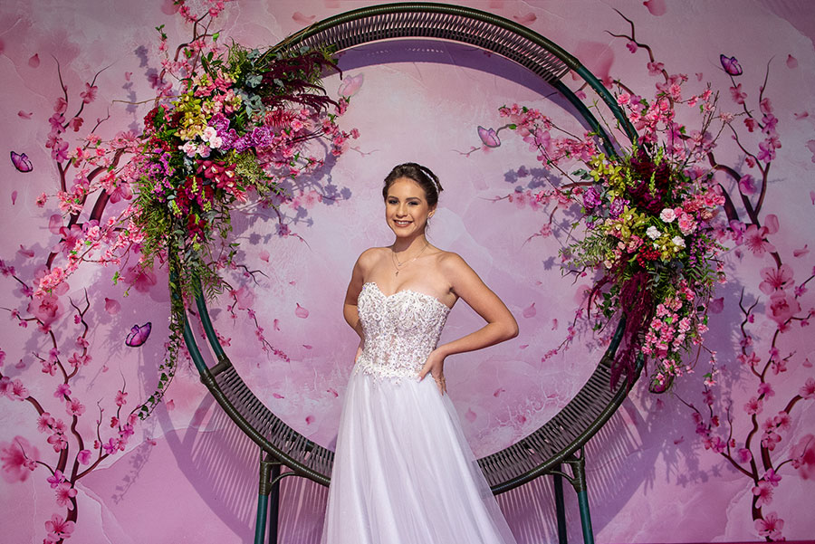 como escolher o vestido perfeito para a festa de 15 anos