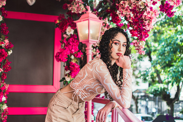 festa de 15 anos tradicional vs. moderna: qual escolher?