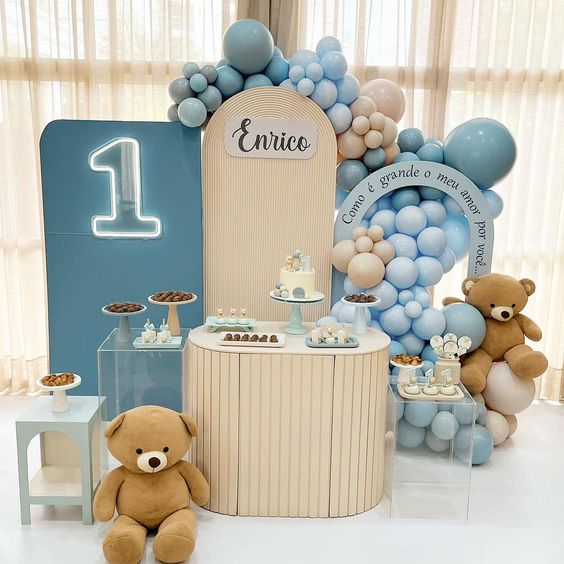 erros comuns ao planejar festa de 1 ano para menino