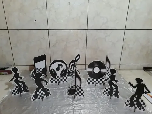 Cubos mágicos festa anos 80