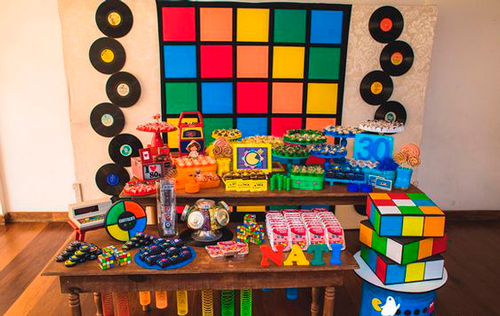 Lembrancinhas tema anos 80