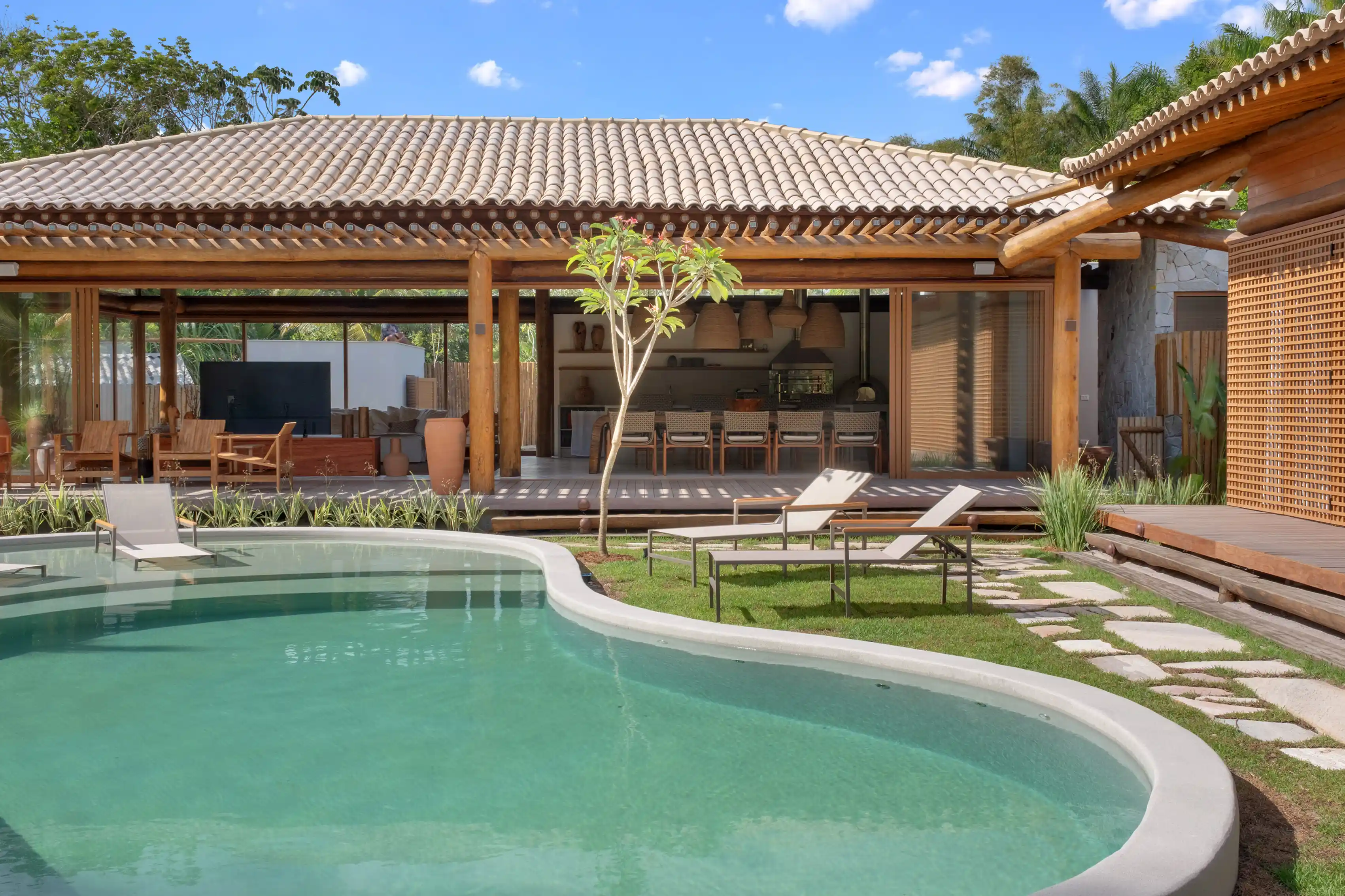 erros comuns ao pronunciar beach em inglês