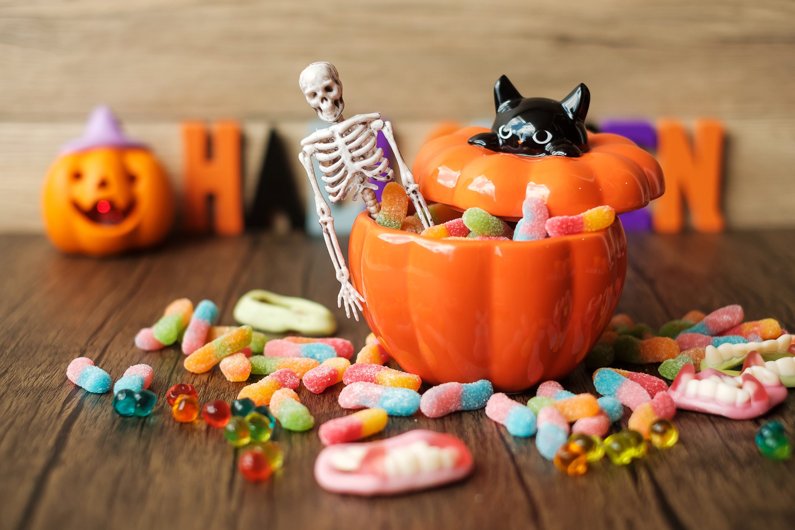 dinâmicas de halloween para jovens