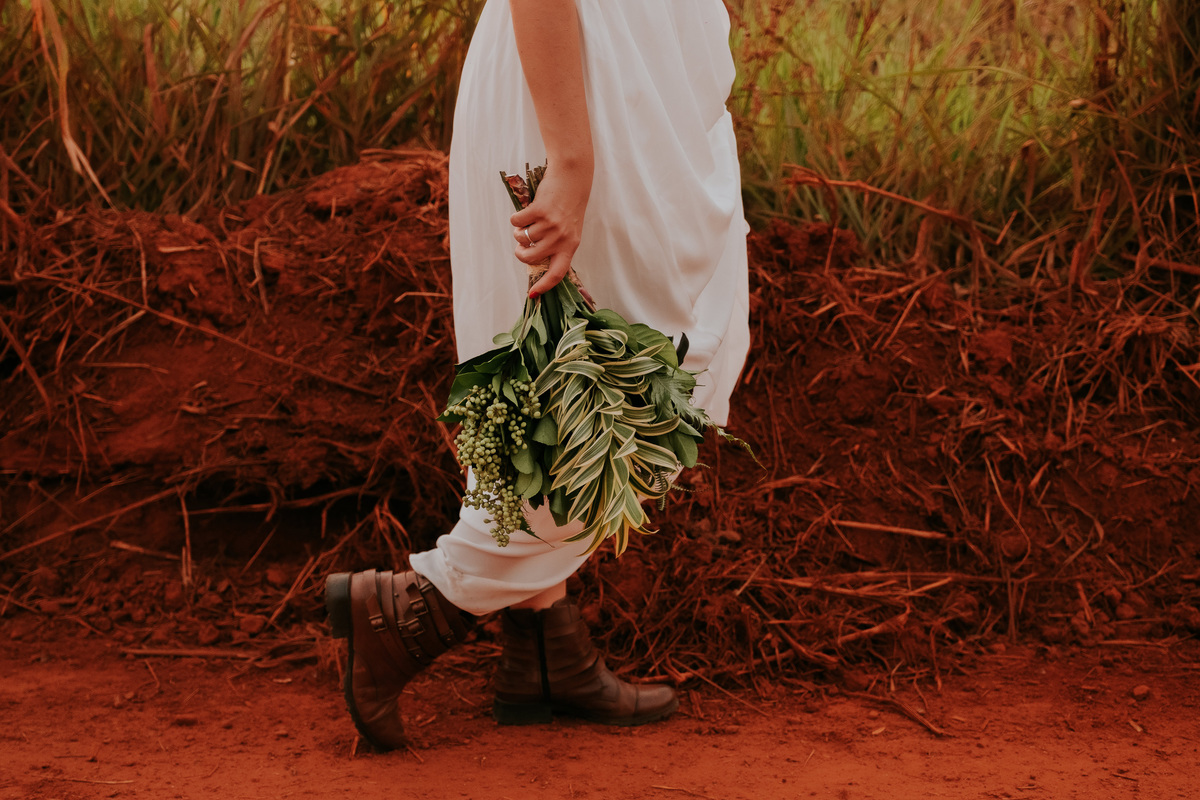 buquê de rosas vs buquê de lírios qual escolher