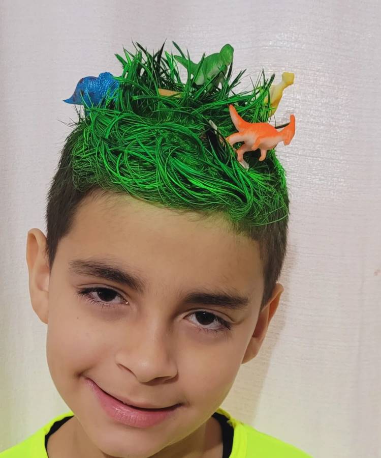 cabelo maluco engraçado menino