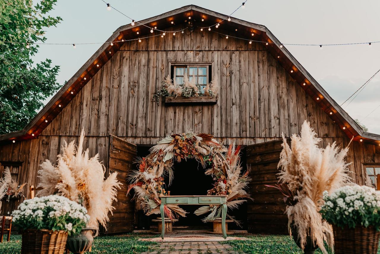 casamento rústico vs casamento moderno