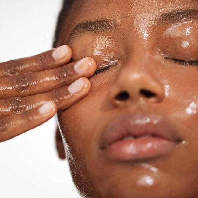 como remover maquiagem corretamente