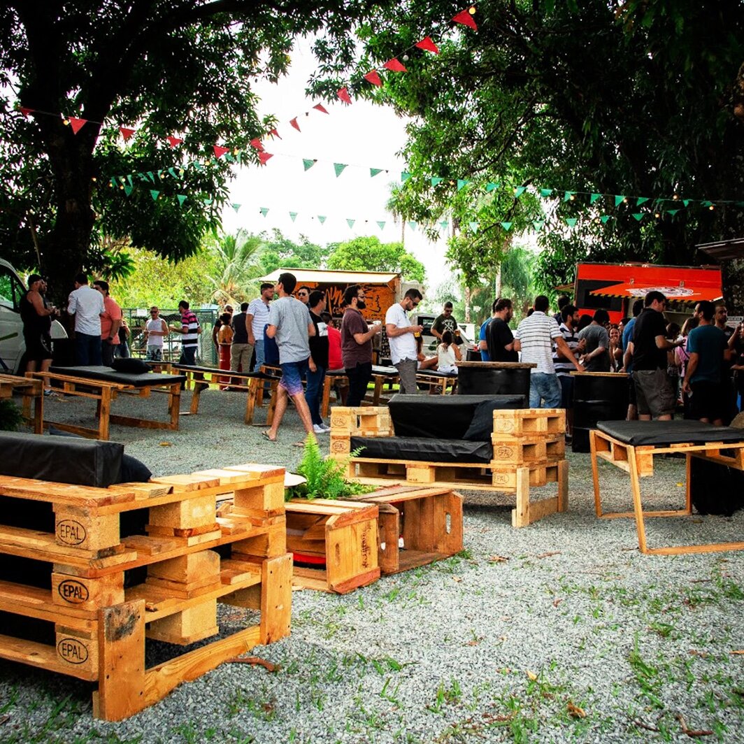 confraternização de fim de ano vs confraternização de meio de ano