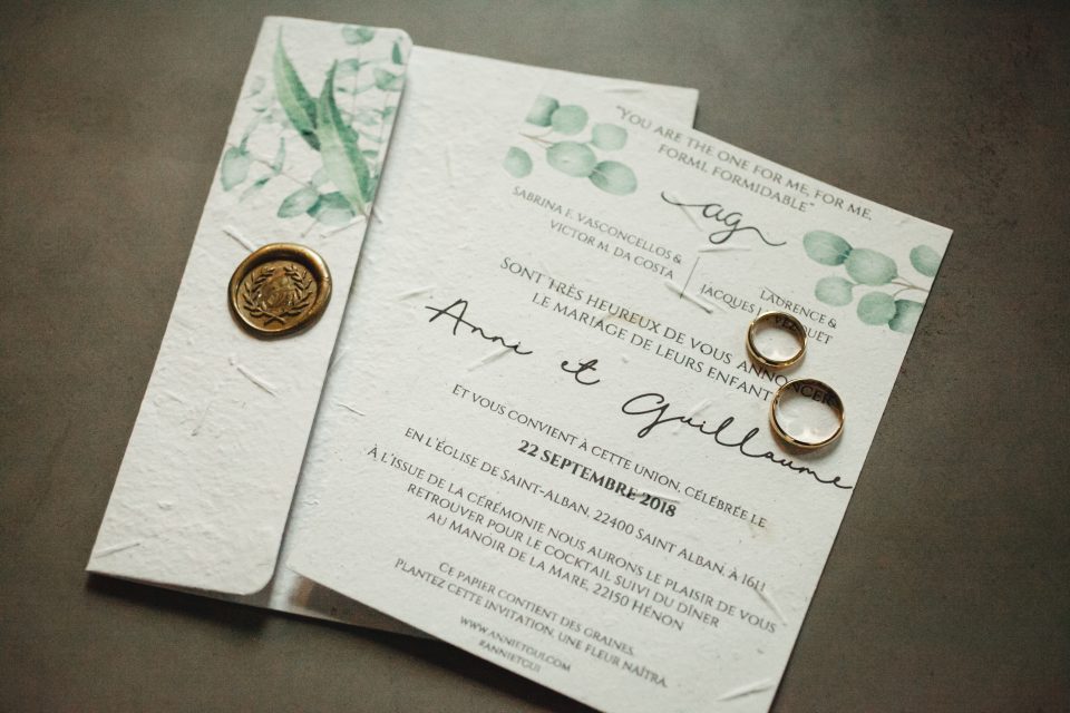 erros comuns ao escrever convite de casamento