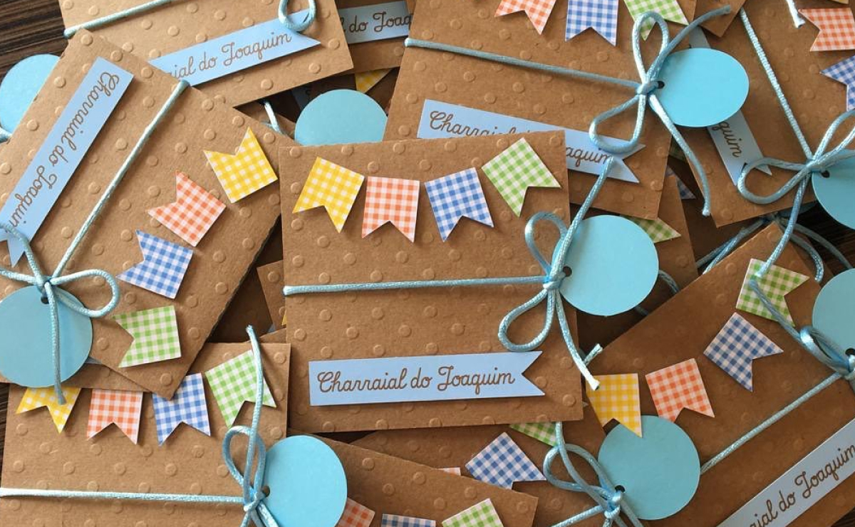 convite digital vs convite físico para festa junina