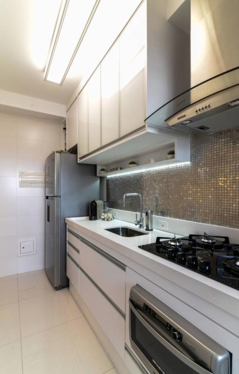 como otimizar espaço cozinha corredor 1 metro largura