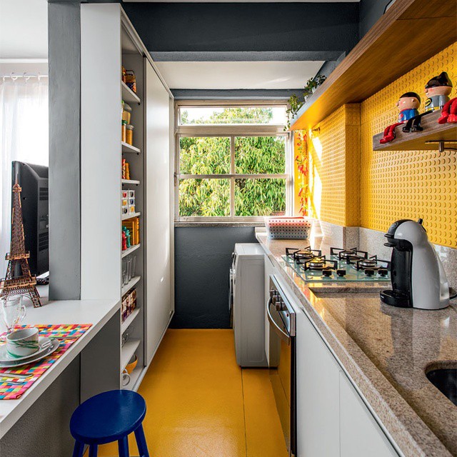 como otimizar espaço cozinha corredor 1 metro largura