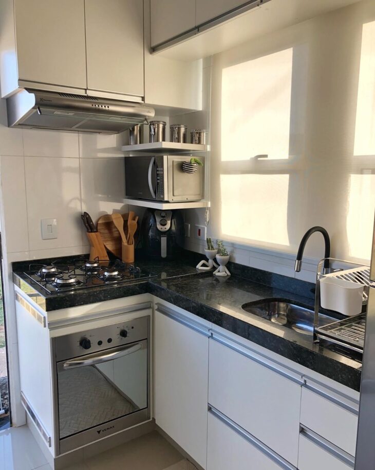 quanto custa decorar cozinha pequena simples