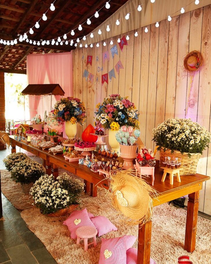 decoração festa junina barata vs cara