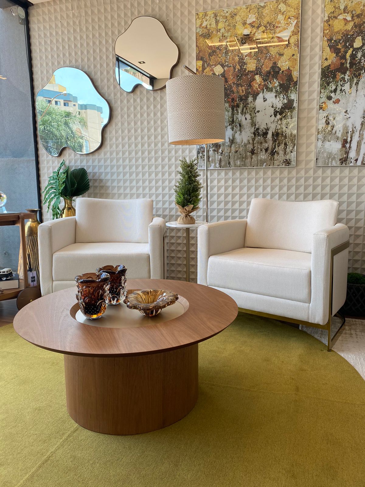 erros comuns ao decorar sala com espelho