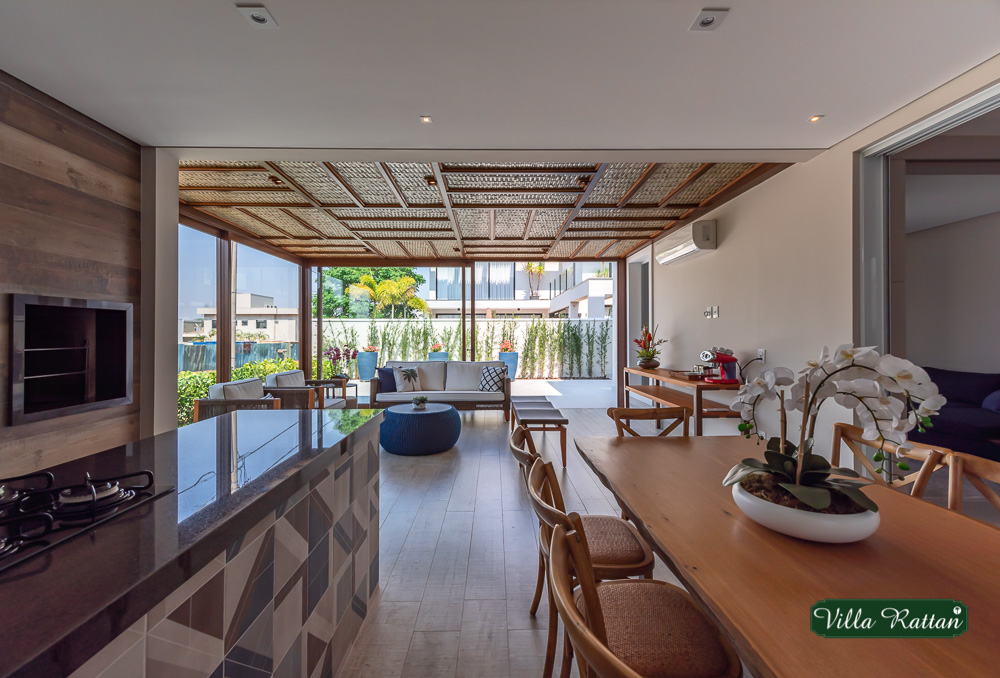 sala de estar e jantar integrada pequena vs separada