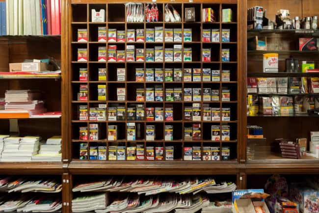 erros comuns na decoração de tabacarias pequenas