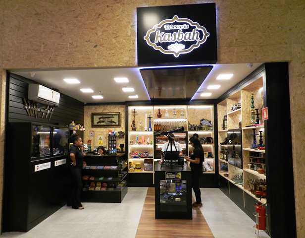 melhores tipos de iluminação para expositores de narguilé