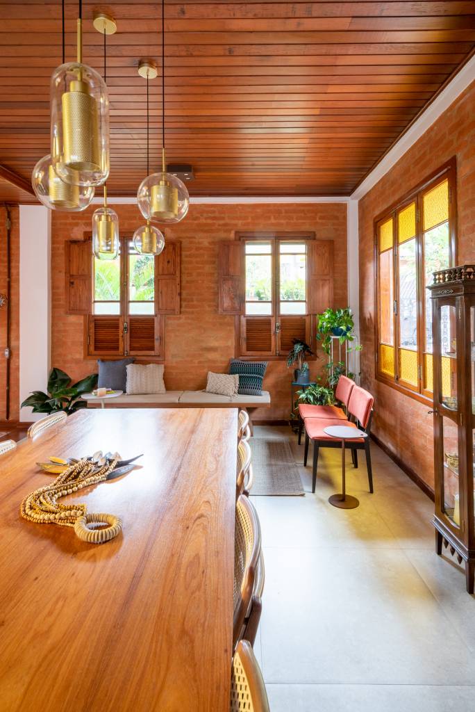 como usar madeira de demolição na decoração rústica chique