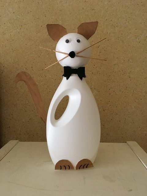 como fazer esculturas com sucata