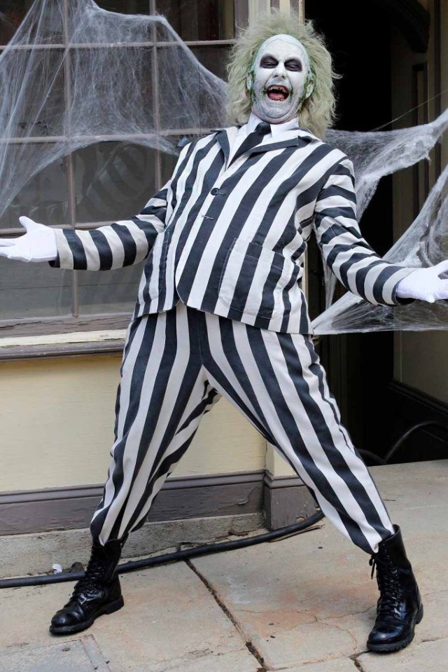 fantasia halloween masculina com roupa normal