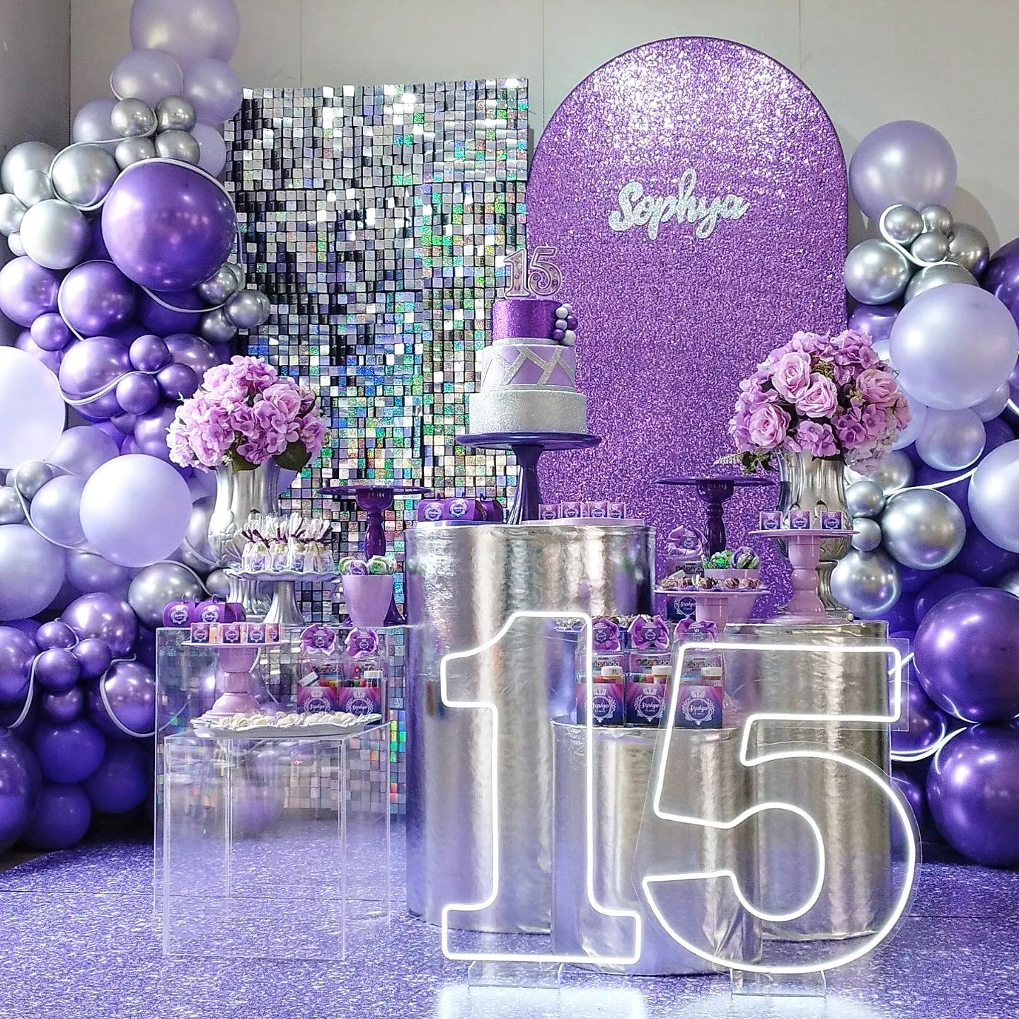 festa de 15 anos tradicional vs moderna