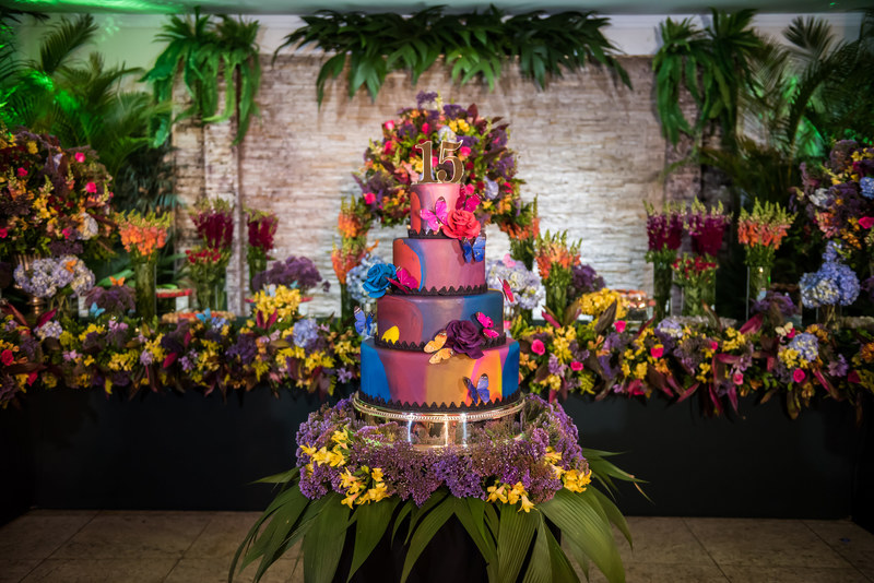 como fazer uma festa de 15 anos simples e barata