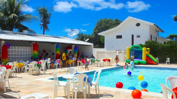 quanto custa organizar uma festa infantil na piscina?