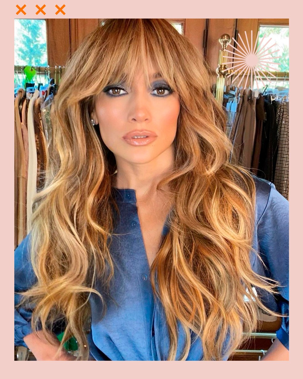 como estilizar franja cortina para cabelo cacheado