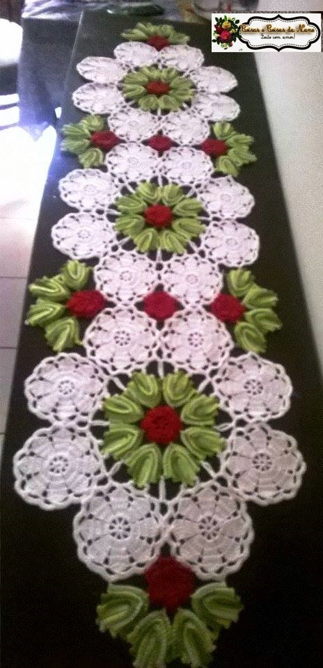 caminho de mesa crochê para mesa de 6 lugares