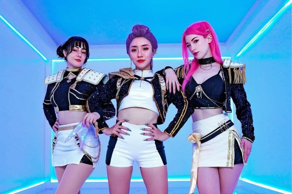 halloween disney vs universal 2025