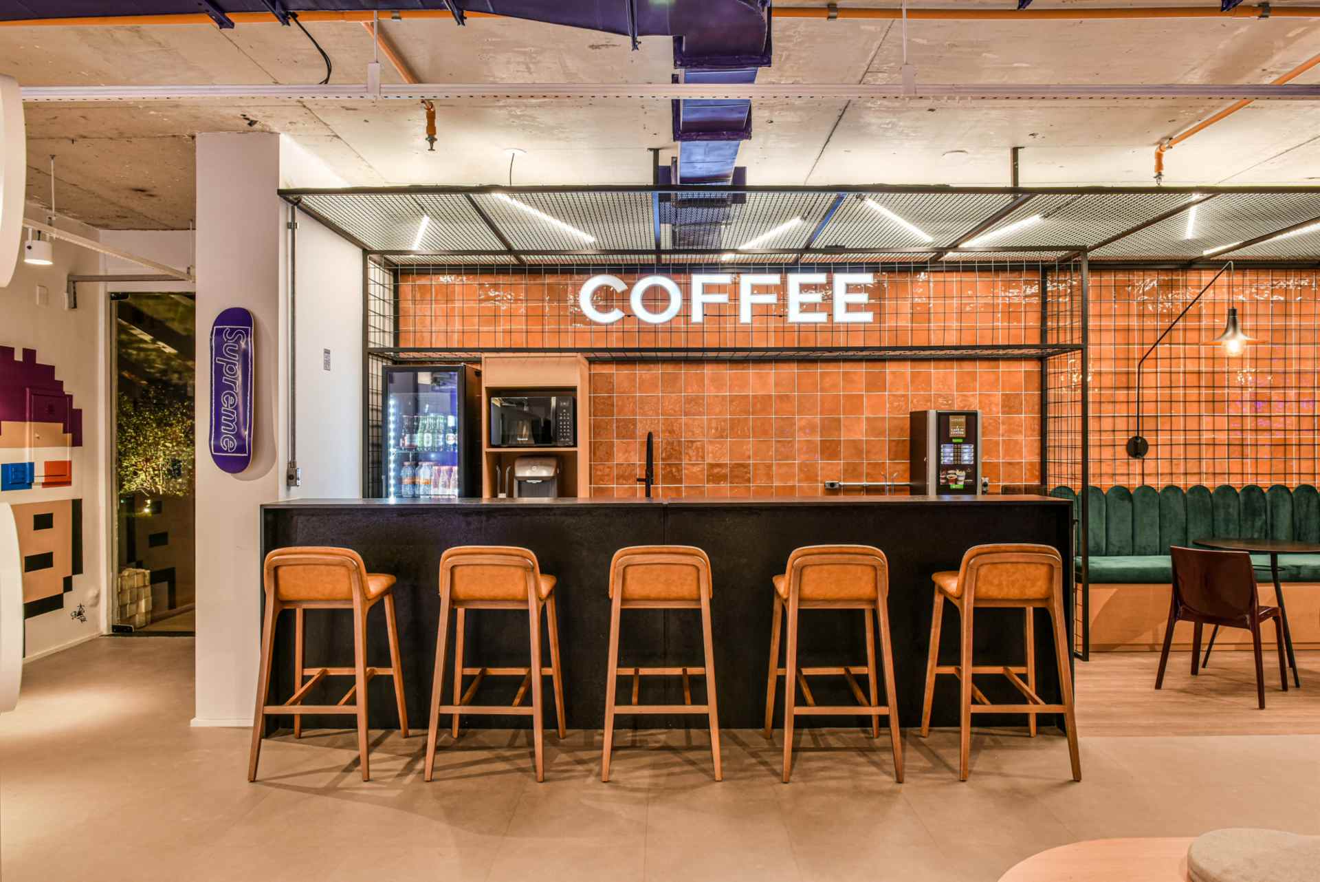 quanto custa decorar tabacaria pequena