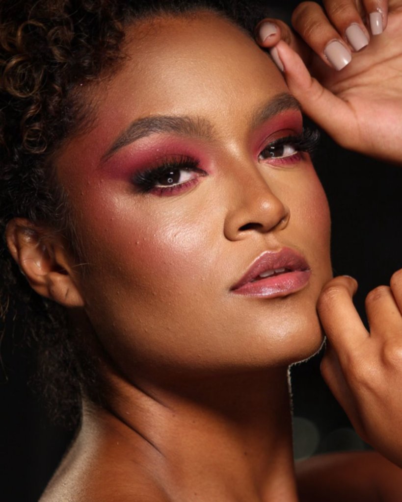 ideias de maquiagem monocromatica para o dia a dia