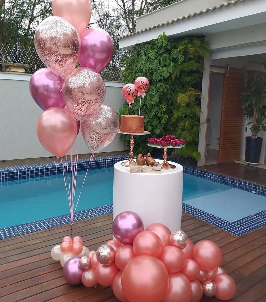 pool party