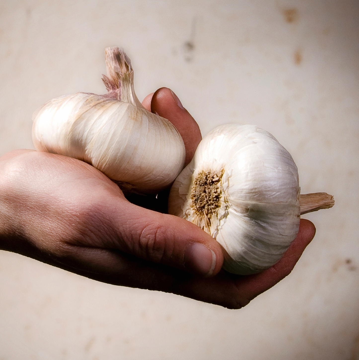 alho cru vs alho assado qual tem mais cheiro