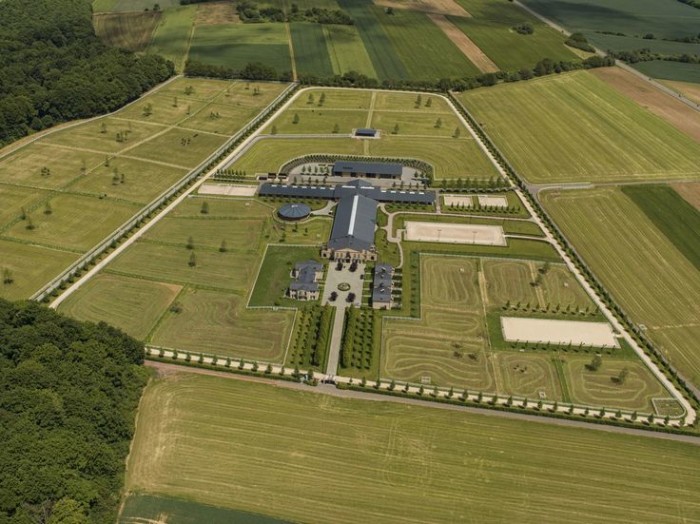 reformar haras ou construir novo qual melhor