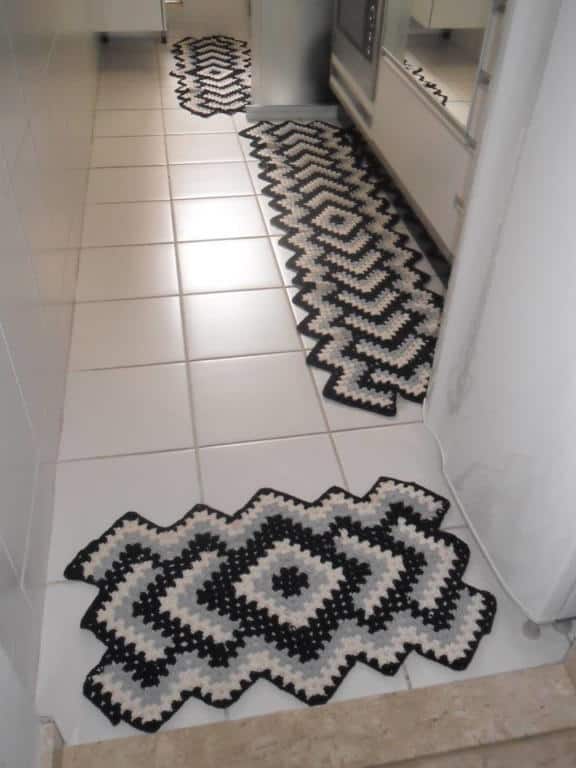 modelos de tapete de crochê para sala pequena