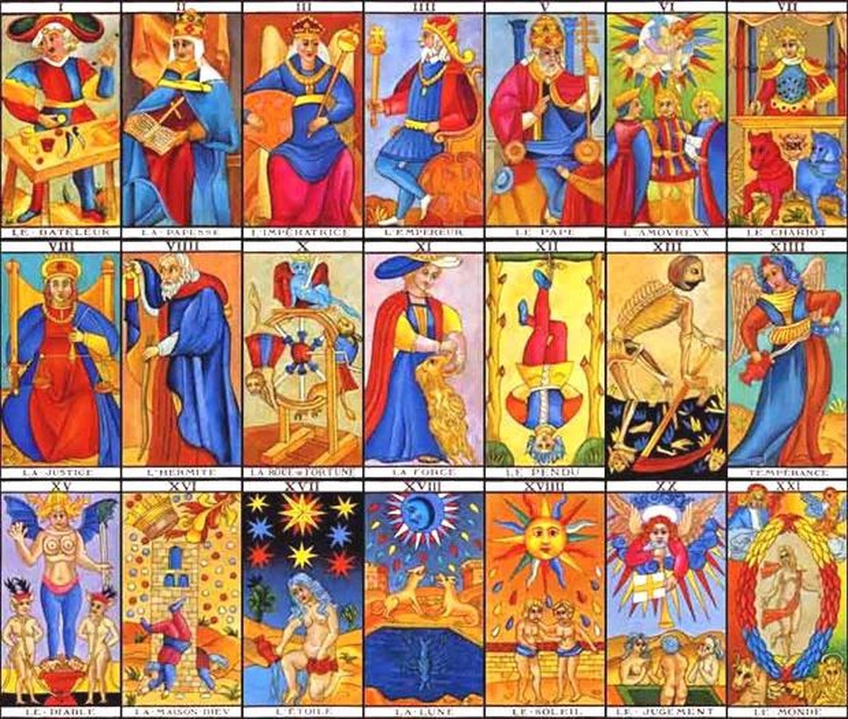 história do tarô