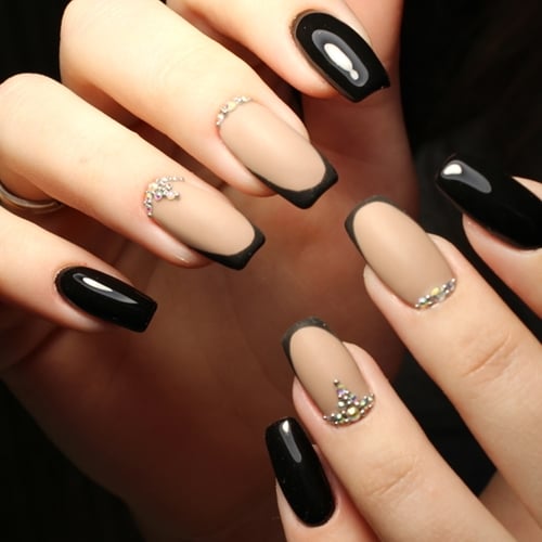 unhas em gel minimalistas