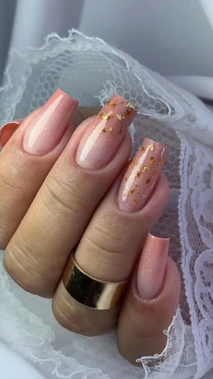 unhas em gel com glitter