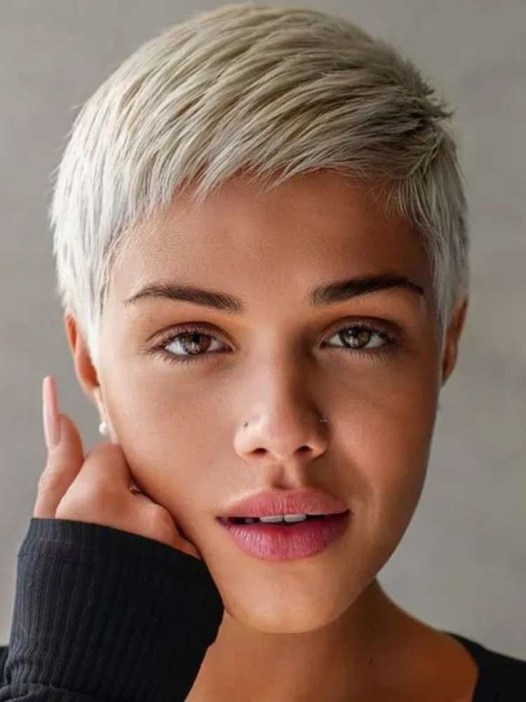 cabelo curto liso