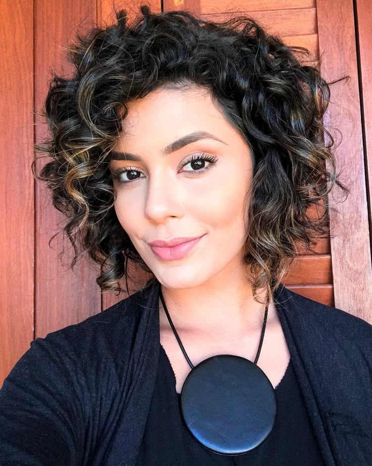 melhores cortes para cabelo ondulado e curto