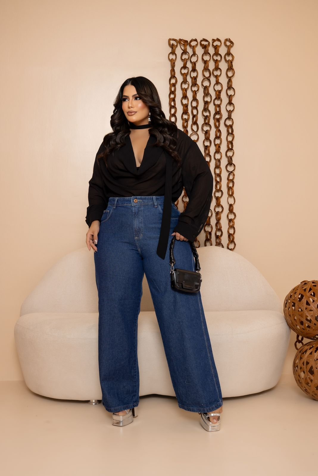 Calça jeans pantalona plus size