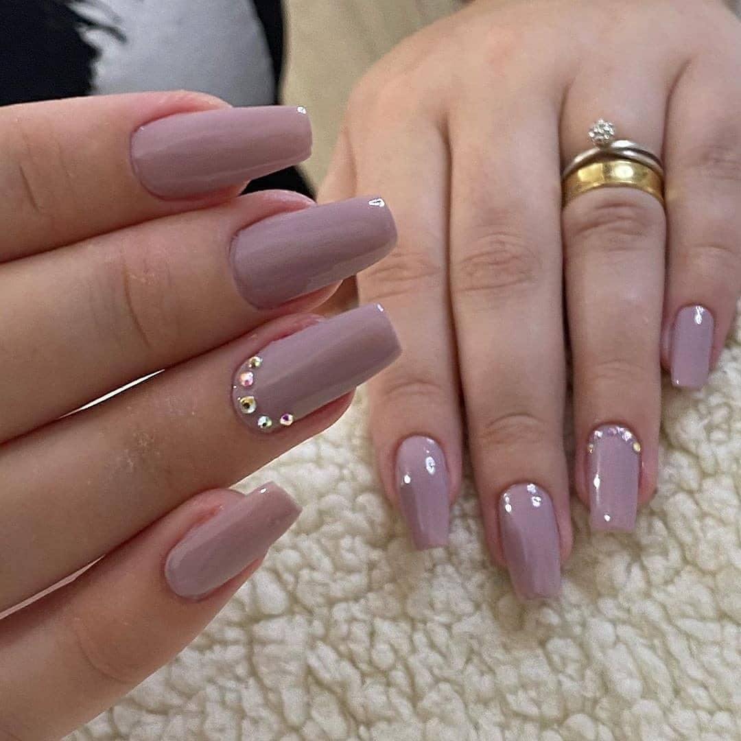 cores de esmalte vinho