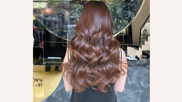 cortes de cabelo comprido com franja longa