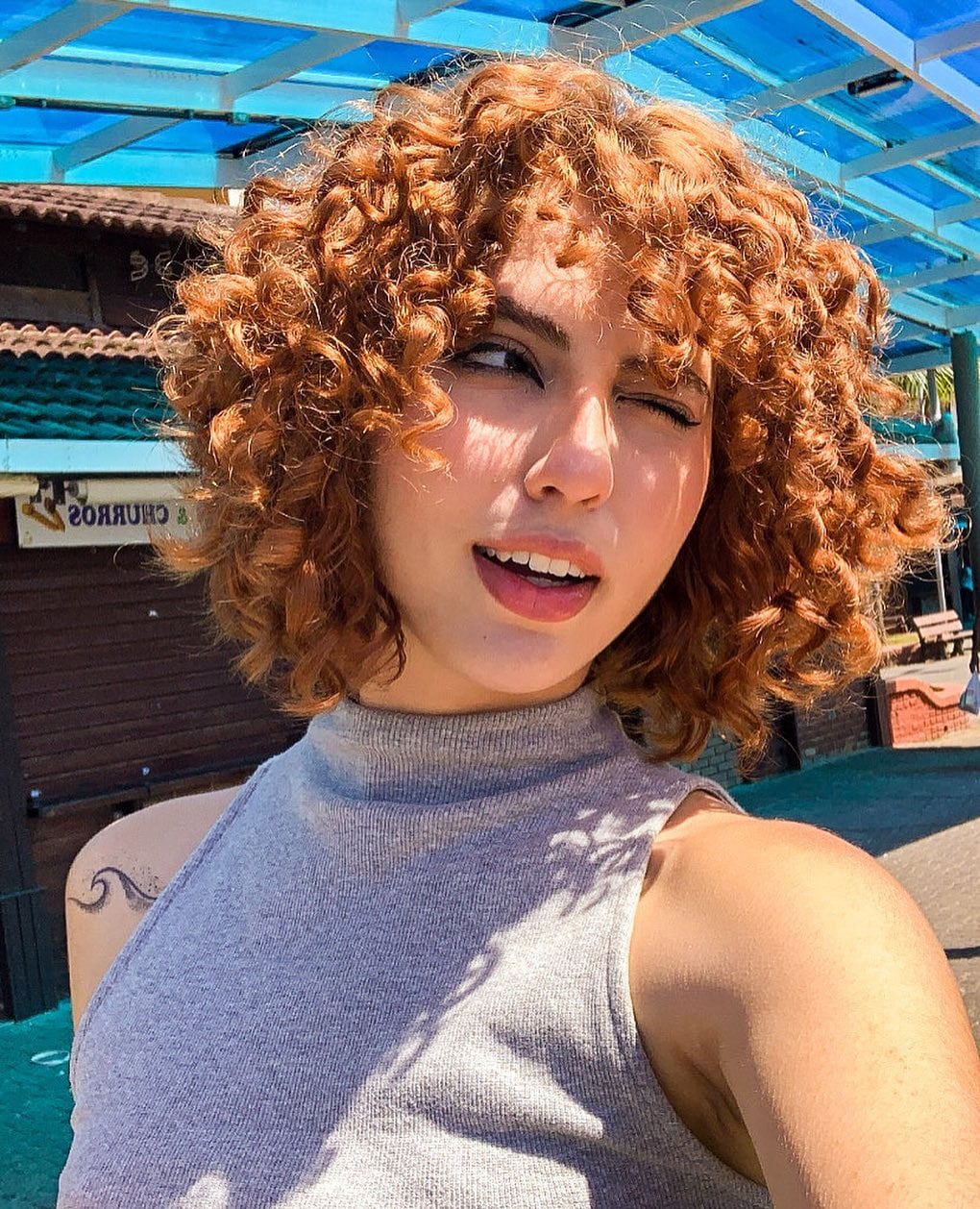 corte a seco cabelo cacheado
