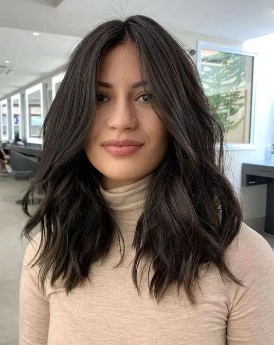 corte de cabelo liso longo