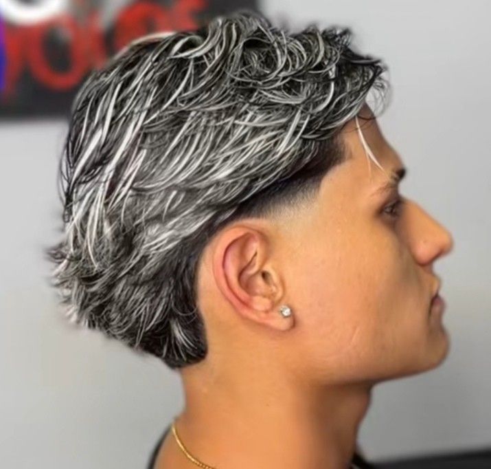 corte de cabelo liso curto
