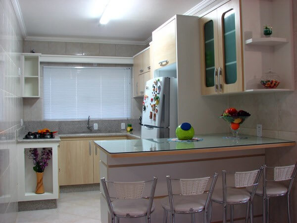 decoração cozinha pequena barata e bonita